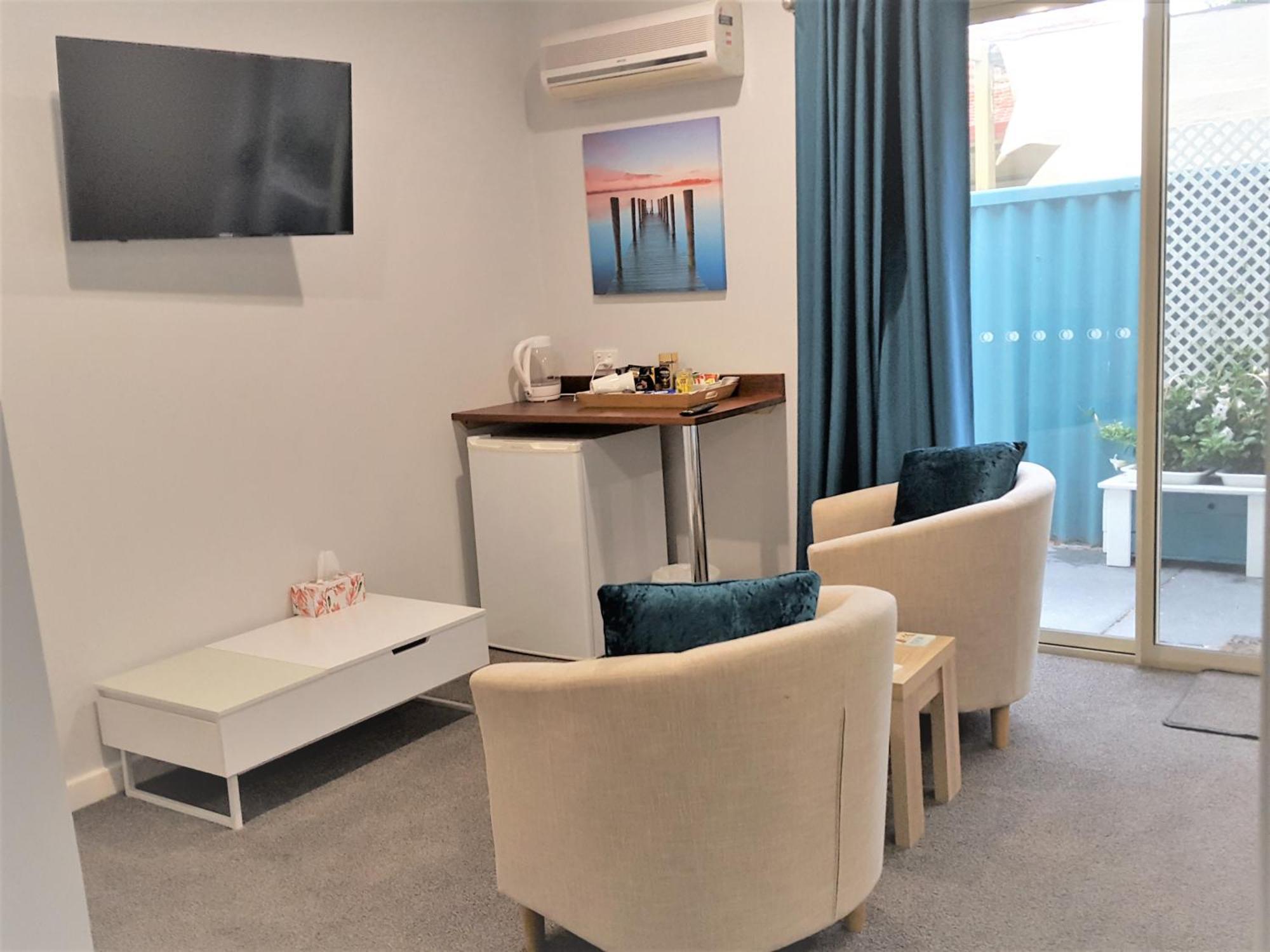 Palm Beach Guest House Рокингем Экстерьер фото