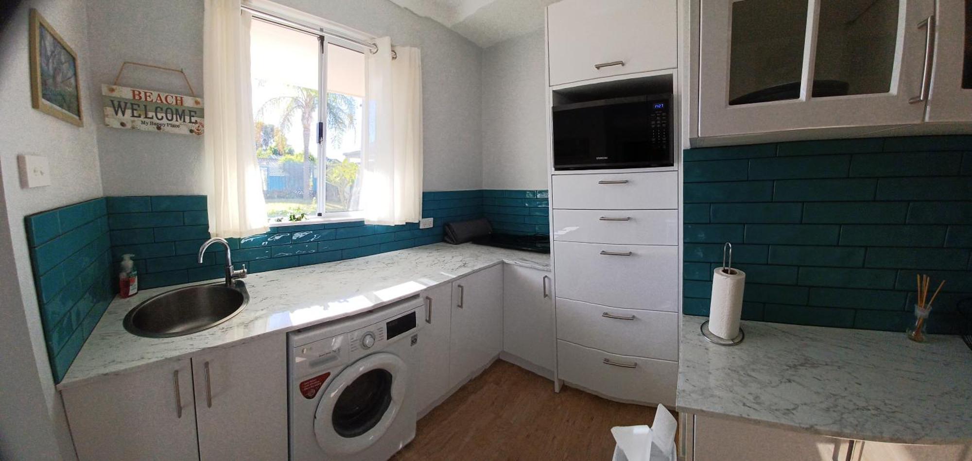 Palm Beach Guest House Рокингем Экстерьер фото