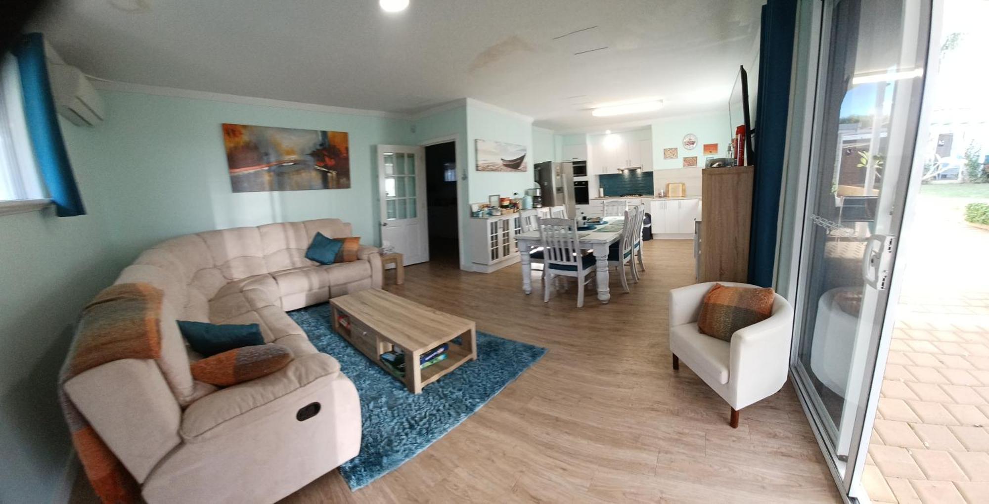 Palm Beach Guest House Рокингем Экстерьер фото