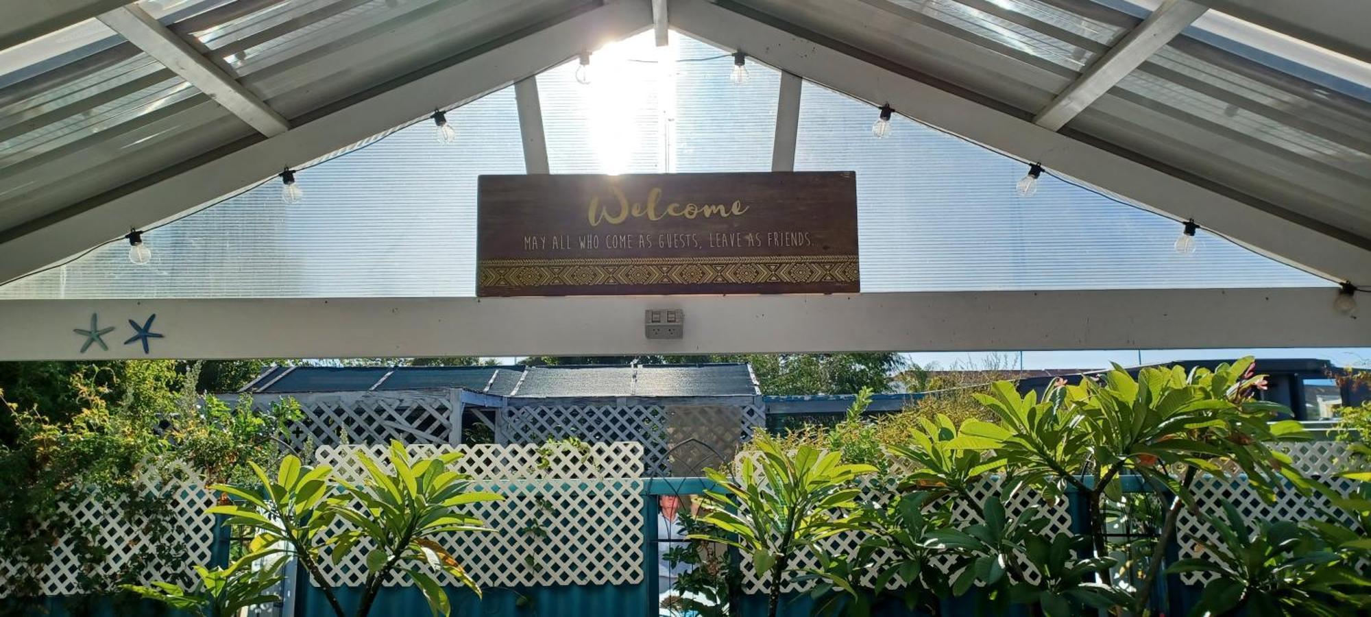 Palm Beach Guest House Рокингем Экстерьер фото