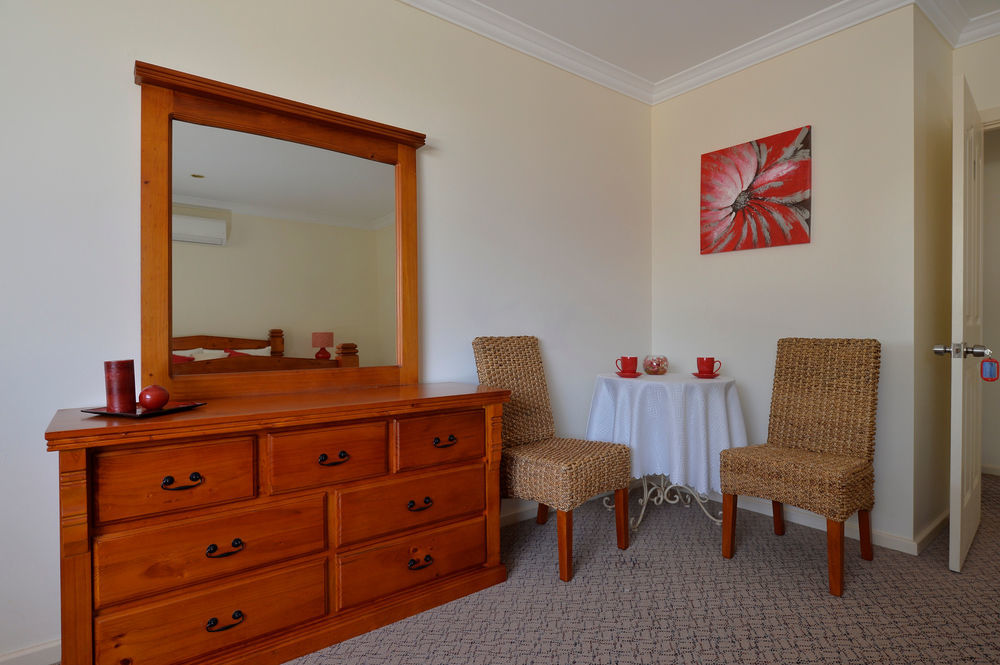 Palm Beach Guest House Рокингем Экстерьер фото